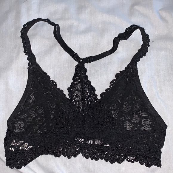 Bralettes 💓 - Picture 3 of 10